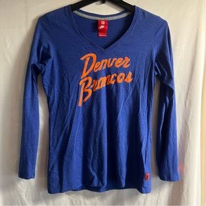 Nike NFL women’s Denver Broncos long sleeve v-neck t-shirt Size Large